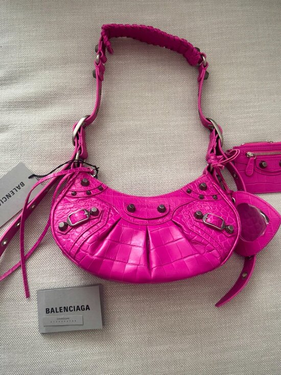 🔥 Balenciaga Le Cagole XS Croc Embossed Shoulder Bag – Hot Pink – BNWT 🔥 - Picture 2 of 16